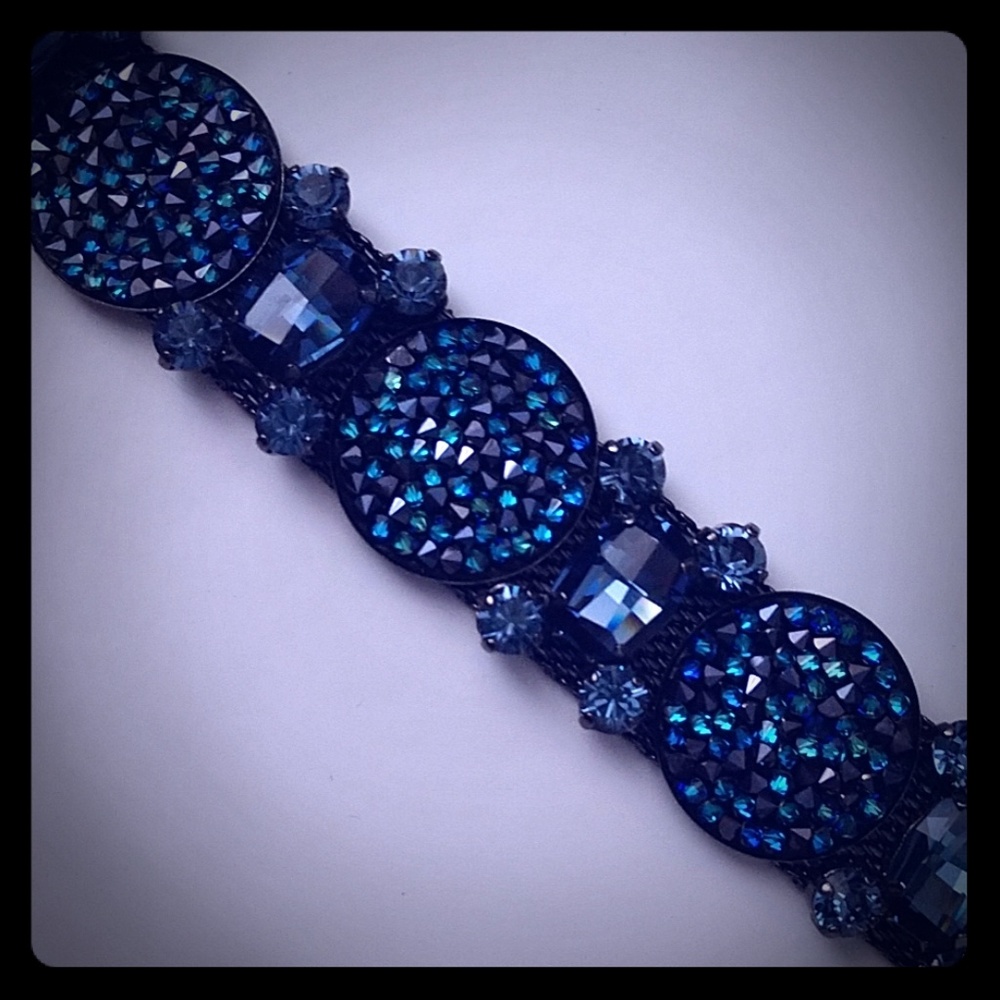 💙4/$25 Blue metal bracelet